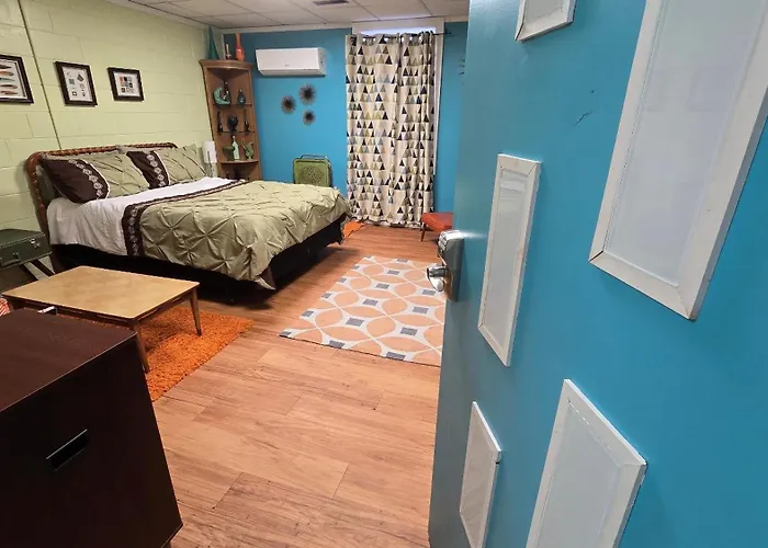 Medley Manor Holiday home East Peoria